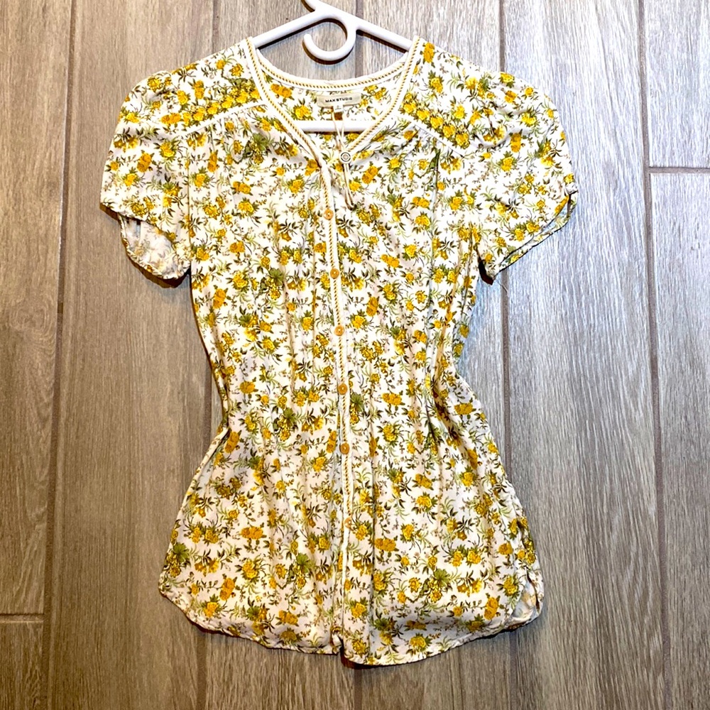 Floral boho max studio top 🌻